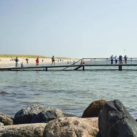 Дом отдыха Four-bedroom In Блаванн