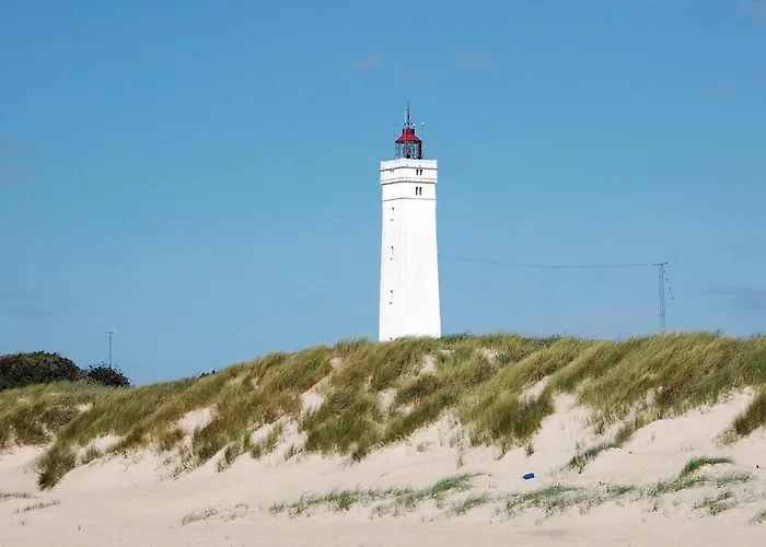 Four-bedroom In Dom wakacyjny *